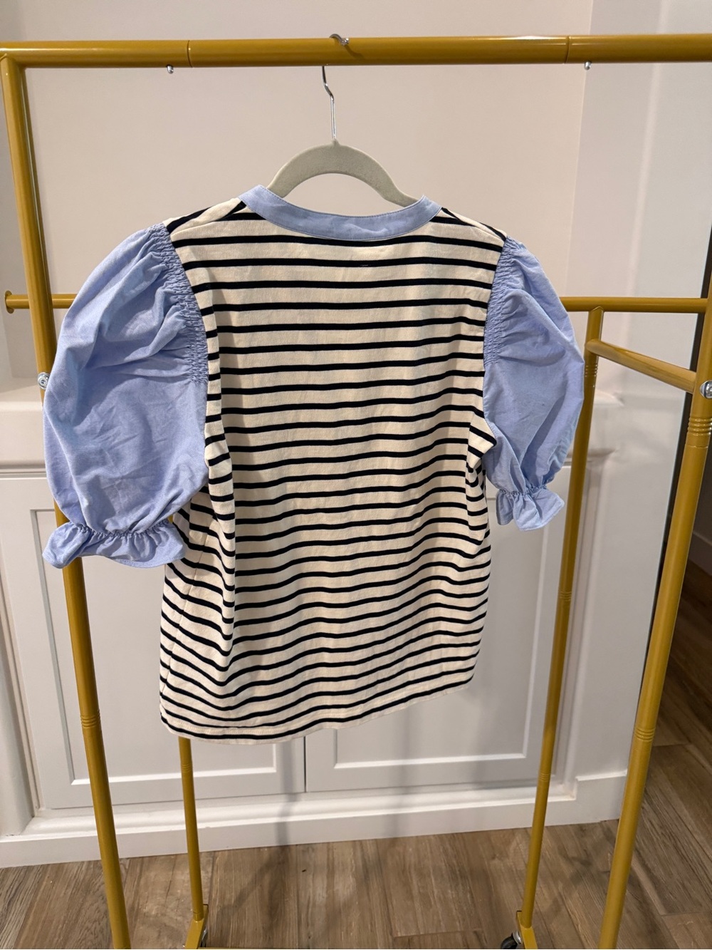 Veronica Beard Jeans ReaganStriped Puff Sleeve Women's Top | Small - Picture 6 of 10